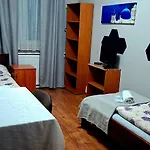 בית אירוח K14 *