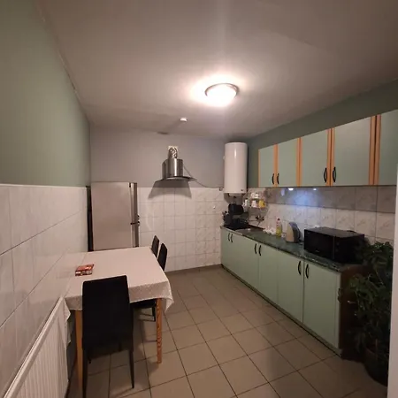 Проживання в сім'ї K14 *